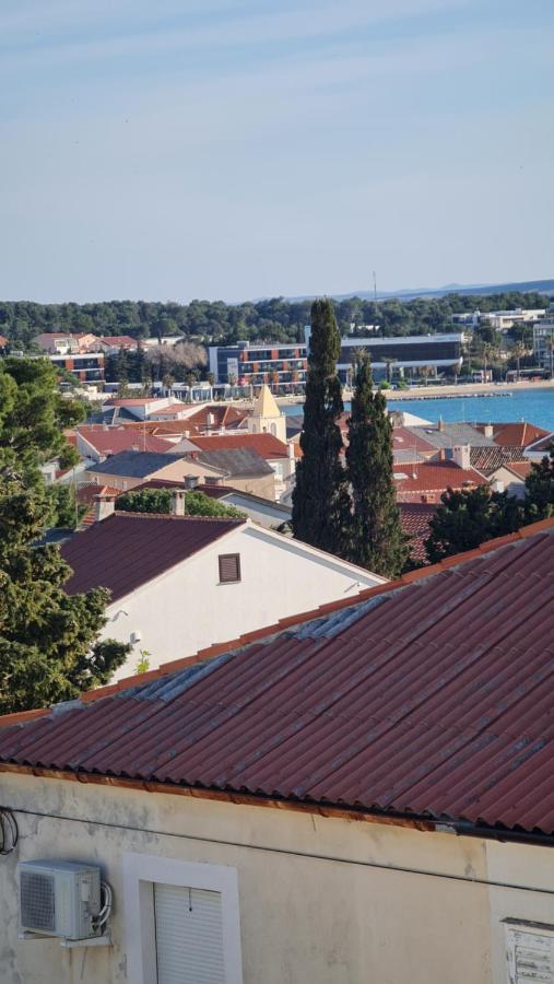 Apartmani Dami Novalja Exterior foto